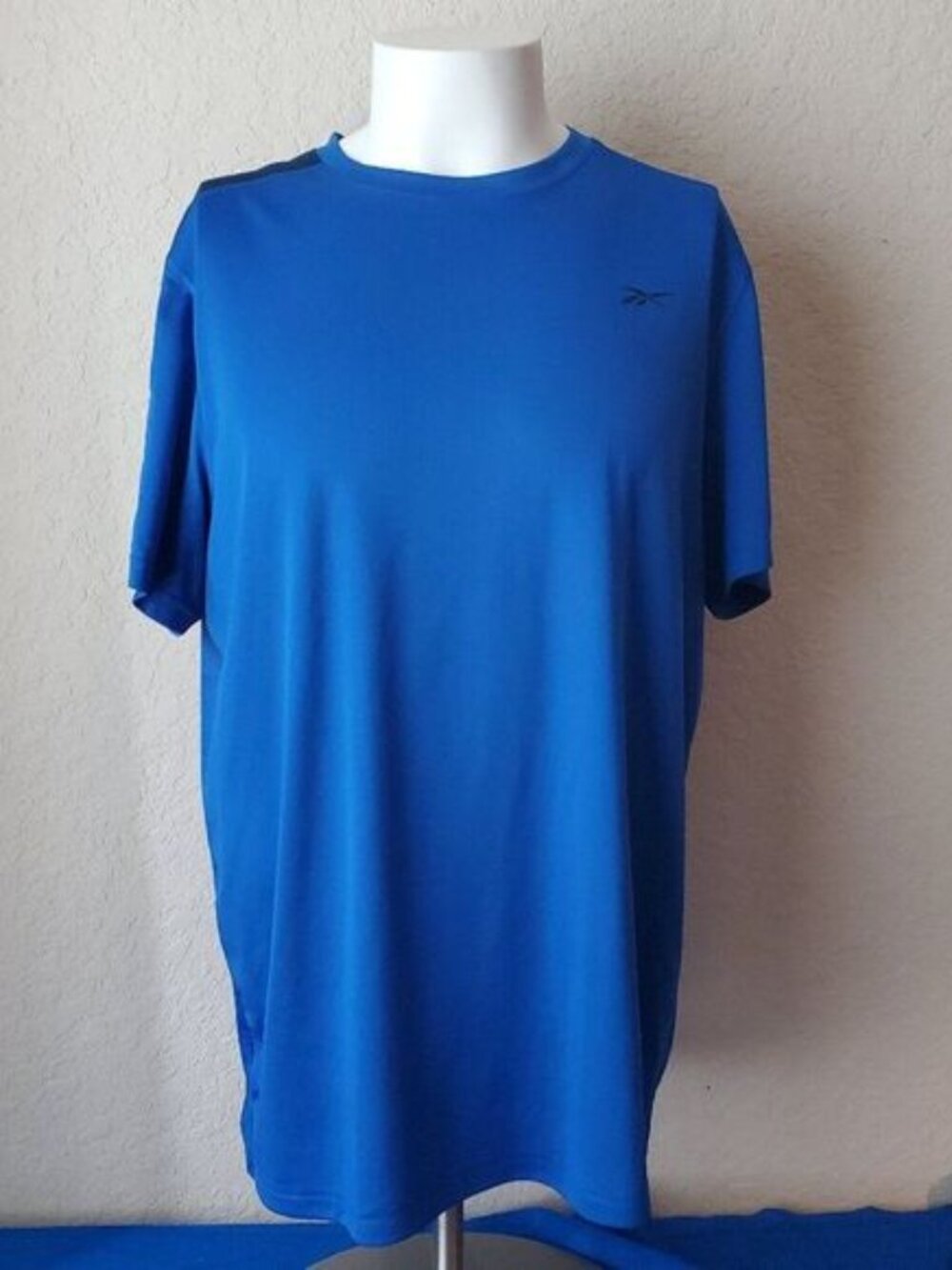 Reebok Men's XL Speedwick Shirt Blue Moisture Wicking Performance Active Tee